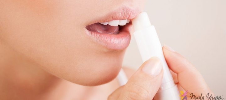 Dudak Çatlaması Neden Olur ve Ne İyi Gelir?